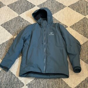 Arc’Teryx Insualted GoreTex Ski Jacket